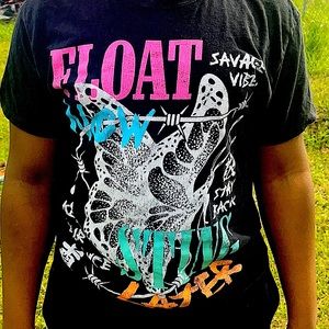 Selling a graffiti t-shirt for teens and adult male